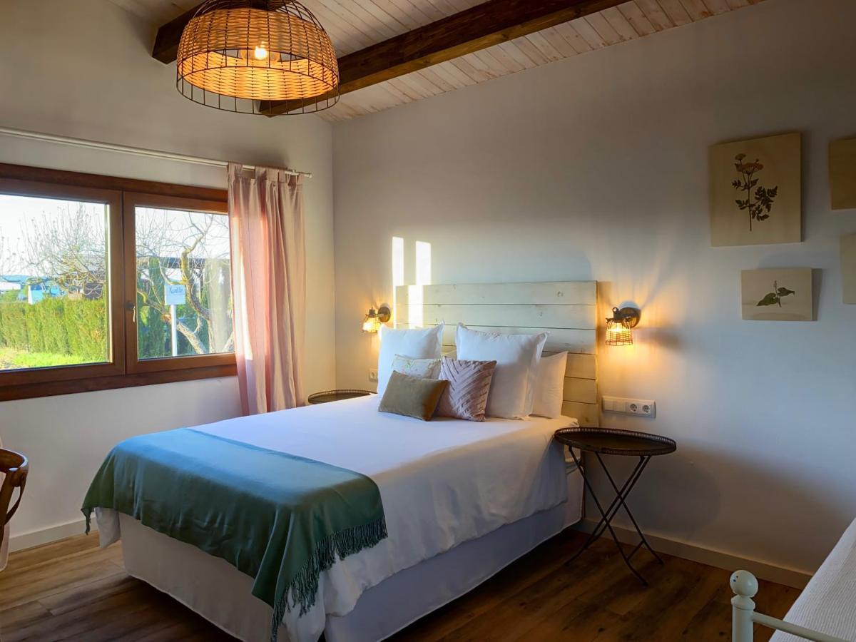 Bed & Breakfast Wine & Cooking Penedes Pla del Panadés Exteriör bild