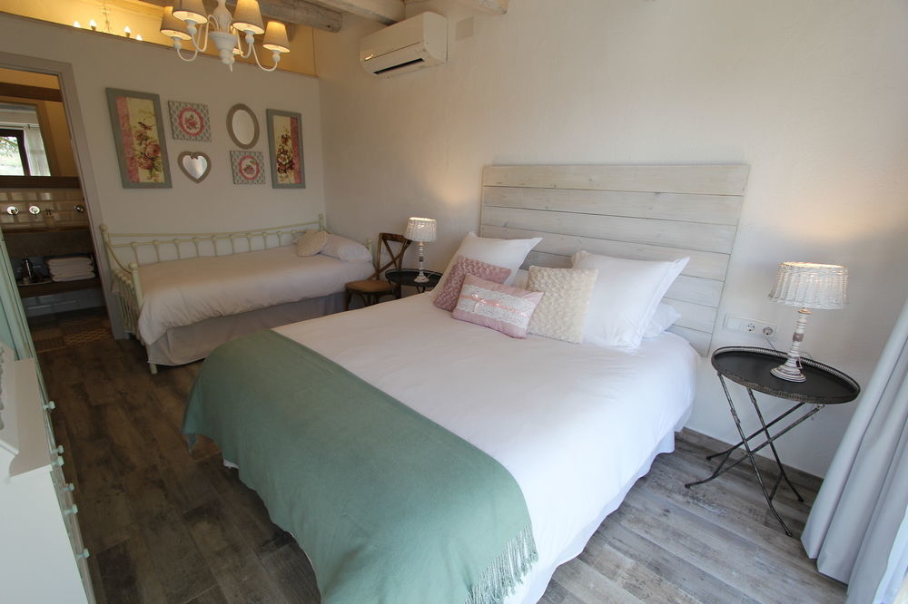 Bed & Breakfast Wine & Cooking Penedes Pla del Panadés Exteriör bild